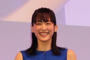 綾瀬はるか、3度目の紅白司会に　支えになるのは「ウッチャンのフォロー力」？