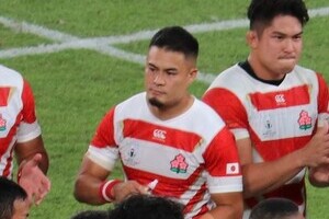 「あれだけの大舞台に立った翌朝だぜ...」　ラグビー田村優が、台風被害の恩師にかけた言葉