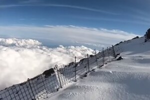富士山滑落のニコ生配信者、下山しても危機的だったか　専門家「17時には真っ暗。コースが分かっていても...」