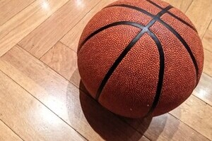 NHK一橋アナ「センター八村」は「海南戦ですよ！」　『スラムダンク』熱血解説に視聴者「本気だ」