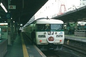 WEST EXPRESS銀河、ひのとり...　新登場の両車は、「関西の鉄道文化」の忠実な後継者だ