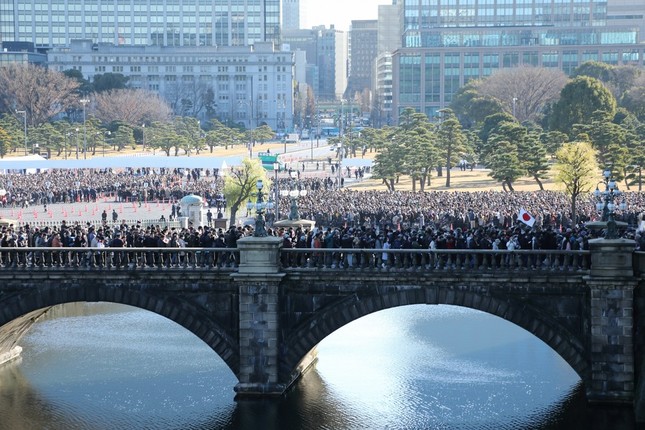 新年一般参賀には6万8710人（速報値）が足を運んだ
