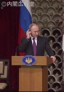 プーチン大統領の狙いとは（画像は政府インターネットテレビ、2016年12月の安倍晋三首相との共同記者会見の様子より）