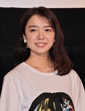 上白石萌音さん（写真：アフロ）。主演の「恋つづ」が好評
