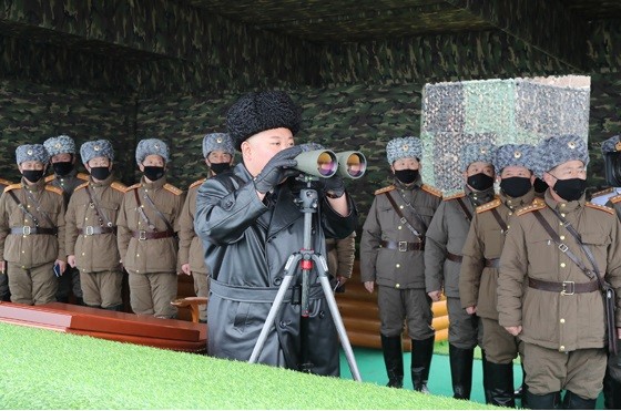 2月29日配信の写真でも同様だ。2月28日に行われた「人民軍部隊の合同打撃訓練」の様子だ