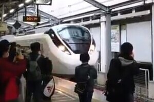 「常磐線全線再開」JR柏駅のアナウンスが感動的　SNSでは「涙が出そう」「みんなこの日を待っていた」