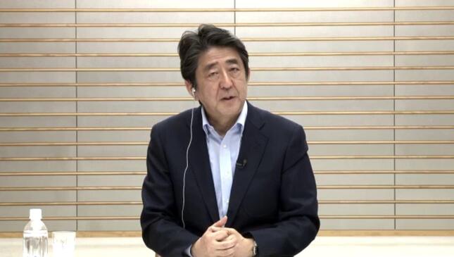 安倍晋三首相は「給付型奨学金」について強調した（「安倍首相に質問！みんなが聞きたい新型コロナ対応に答える生放送」／主催：niconico・Yahoo! JAPAN）