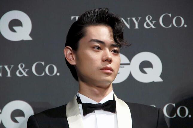 菅田将暉さん。突如「許すな」ハッシュタグがトレンドに