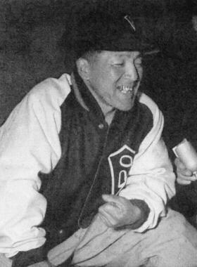 1950年の松竹で4番打者を務めた岩本義行（画像は56年）。トリプルスリーを初めて達成した