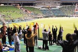 明日からスポーツ「有観客試合」なのに...　東京「224人感染確認」で不安の声も