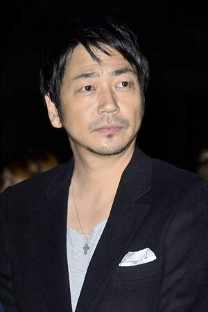 「ナギサさん」大森南朋が「新婚」2ショット　「メイ」多部未華子の薬指には...