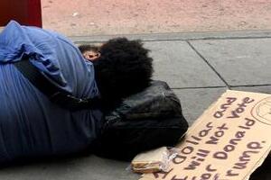 岡田光世「トランプのアメリカ」で暮らす人たちコロナ禍で急増するホームレスの現実