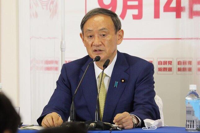 菅氏は「そんなに簡単にはカードは切らない」のか