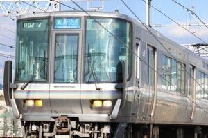 「新快速」関西走って半世紀　飛躍の秘訣は「座席」と「扉」にあり？