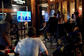 岡田光世「トランプのアメリカ」で暮らす人たち バーの客も怒鳴り合う大統領選討論会の夜