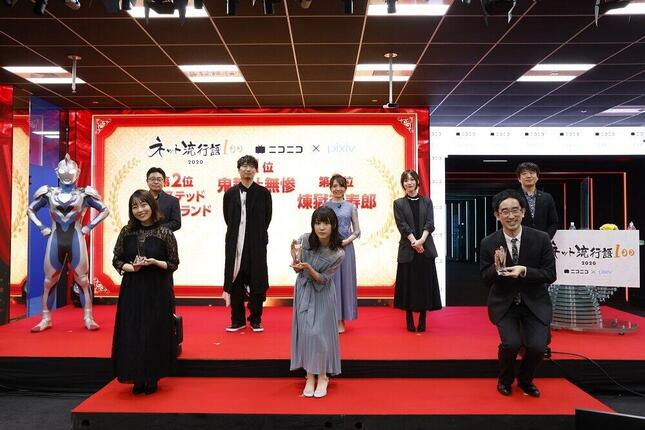 集合写真（オフィシャルフォトより）
上段左から、ウルトラマンZ、田口清隆監督、小西克幸さん、森遥香さん、佐久間仁美さん、 栗田穣崇さん
下段左から、浅倉杏美さん、梅澤めぐさん、高橋祐馬さん