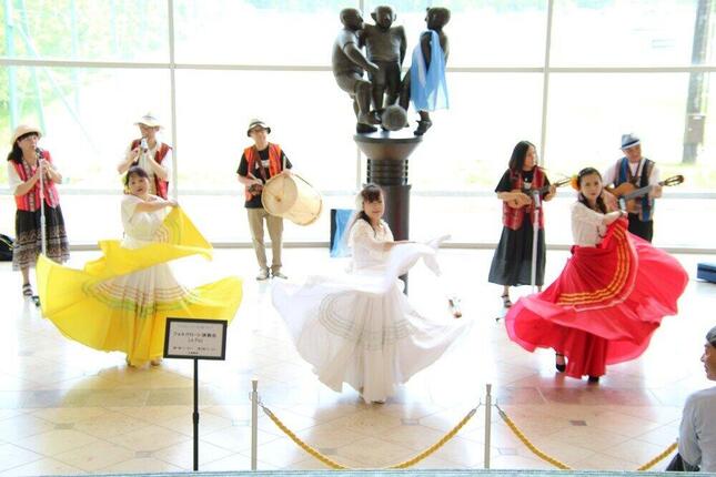 40年を超えるアルゼンチンと福島県川俣町の絆 フォルクローレを演奏する「ラパス」（Jヴィレッジで）