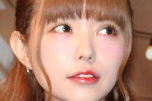 益若つばさの12歳息子が「凄くイケメン！」「口元そっくり」　横顔2ショットに大反響