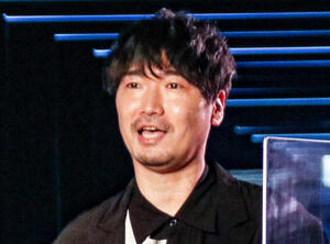 小西克幸が「ド派手」なイメチェン　鬼滅・宇随天元なりきりに「めっちゃ気合を感じる」