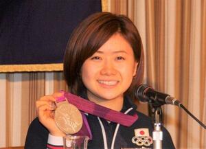 福原愛の不倫報道でファンが感じた「時の流れ」　「泣き虫愛ちゃん、32歳になったのか」