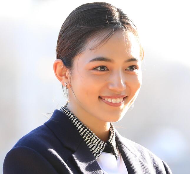 川口春奈が二重あご 自らツッコんだドラマ撮影中の1枚に反響 十二分に可愛いですよ J Cast ニュース