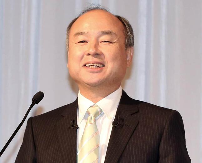 孫正義社長（写真：アフロ、20年2月撮影）