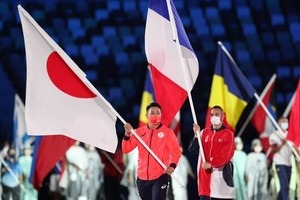 五輪閉会式で「韓国外し」？現地メディア指摘　中継映像めぐり「韓国の選手が見当たらない」