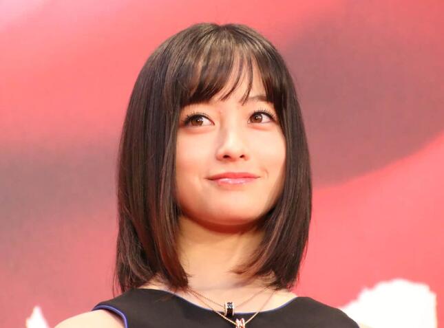 橋本環奈 色々と憶測が広がりすぎ 占い番組での 恋人候補 めぐる反応を釈明 J Cast ニュース 全文表示