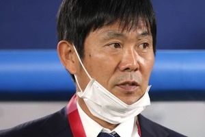 サッカー中国監督 前髪フーフー ネット注目 地元メディア 日本の監督と同じくらい嘲笑された J Cast ニュース 全文表示