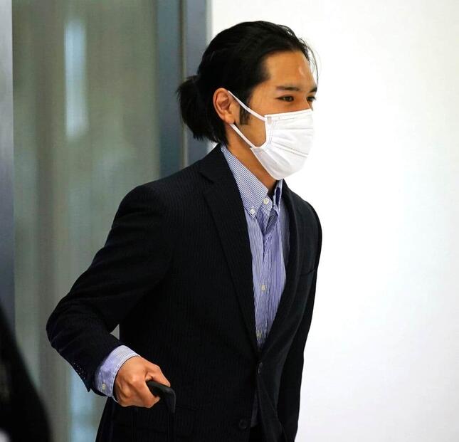 帰国した小室圭さん（AP／アフロ）