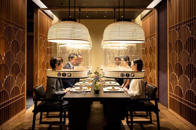 「東京・提灯(ちょうちん)会食」（提供：星のや東京）