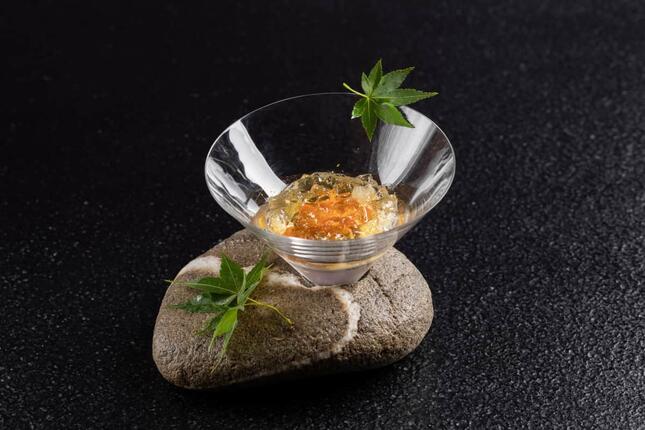 「東京・提灯(ちょうちん)会食」（提供：星のや東京）