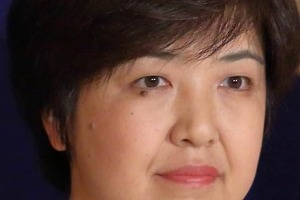 立憲・尾辻かな子氏、選挙カーをコンビニ出入口前に駐車　写真拡散で批判→本人謝罪「私自身反省」