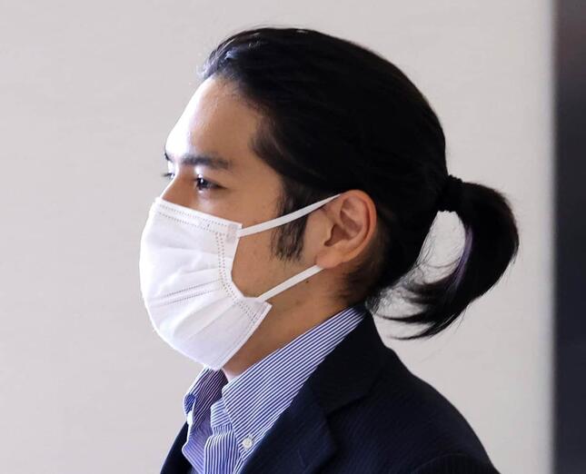 帰国直後の小室圭さん（写真：つのだよしお/アフロ）