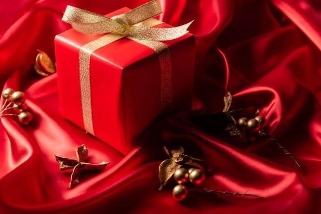 プレゼントめぐる論争が尽きないワケ（画像はイメージ）