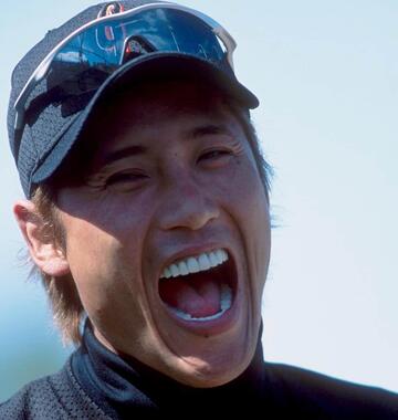 現役時代の新庄剛志監督（写真： アフロ）