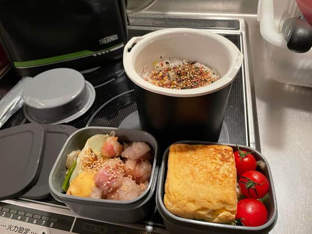 山田千紘さんが作ってきた弁当。新しく使い始めた5代目の弁当箱