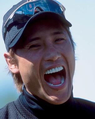 新庄剛志監督（写真：アフロ）