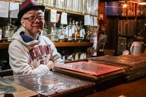 東京最古のジャズバー「シャルマン」閉店へ　66年の歴史に幕、8000枚レコードの行方は