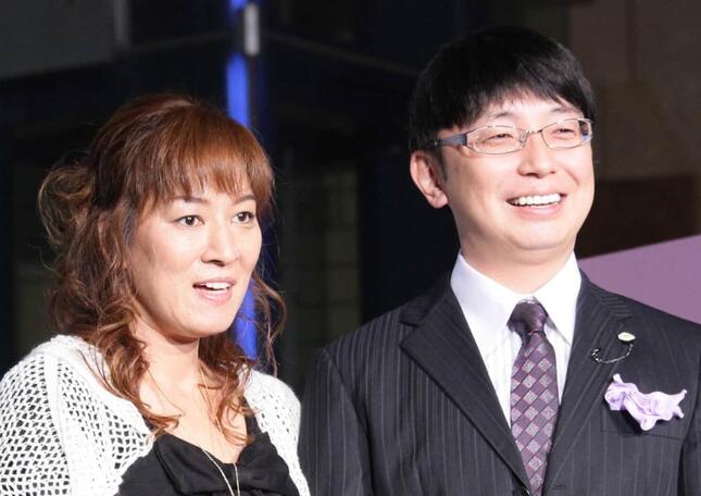 ジャガー横田さん（左）と木下博勝さん夫妻（写真：Yosuke Tanaka/アフロ）