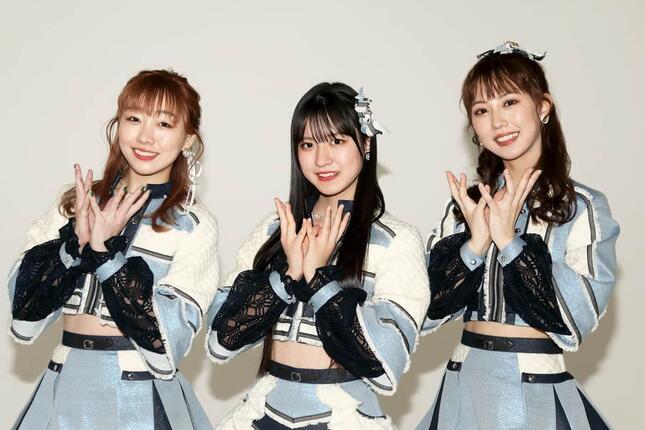 SKE48は2022年3月9日に半年ぶりの新曲「心にFlower」を発売した。左から須田亜香里さん、林美澪さん、熊崎晴香さん。林さんは2作連続でセンターポジションを担う