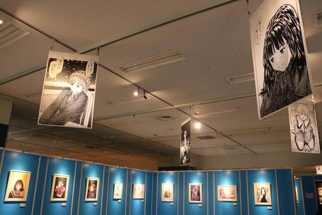 「桂正和　キャラクターデザインの世界展」で歴代作品のイラストが集結