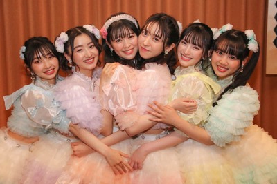 TikTokで楽曲バズった「令和の王道アイドル」　超ときめき宣伝部の6人が目指す「意外な理想像」