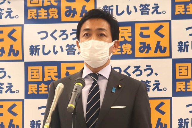 記者会見する国民民主党の玉木雄一郎代表（2022年1月撮影）