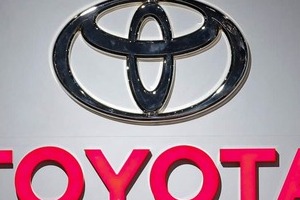 トヨタにロータスが贈った「世界に1台」の746万円エリーゼR、中古販売されていた　なぜ？広報に聞く