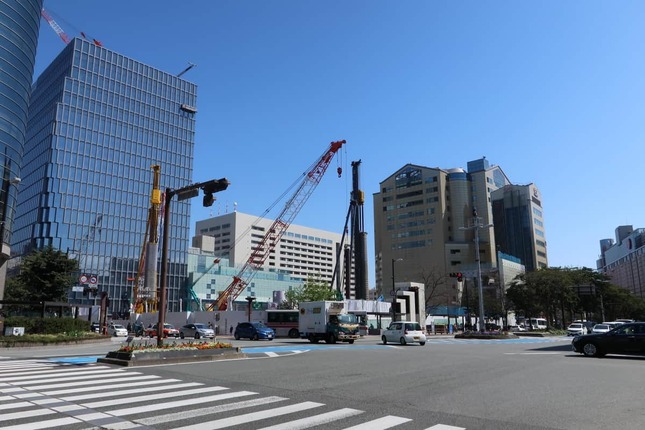 福岡市中心部は「天神ビッグバン」で建て替えが進む（2021年撮影）