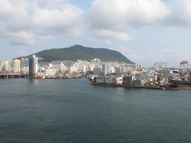 釜山港と日本各地との旅客路線は2020年3月から閉ざされたままだ