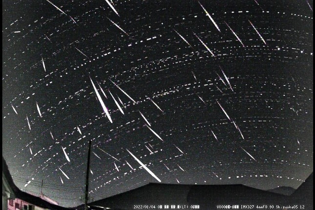 2022年1月4日の「しぶんぎ座流星群」の長時間露光写真（藤井大地氏提供）