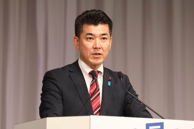 立憲民主党の泉健太代表。乃木神社参拝をめぐる年賀ツイートが波紋を広げている（2021年撮影）