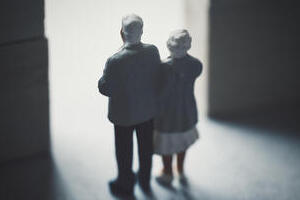 成田悠輔氏、物議醸す「高齢者は集団自決」発言は持論だった　メタファーと説明も...「老害化」社会防ぐ「最強のクールジャパン政策」と直言